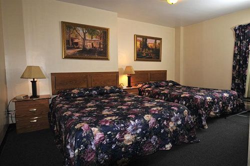 Hotel Viger Монреал Екстериор снимка