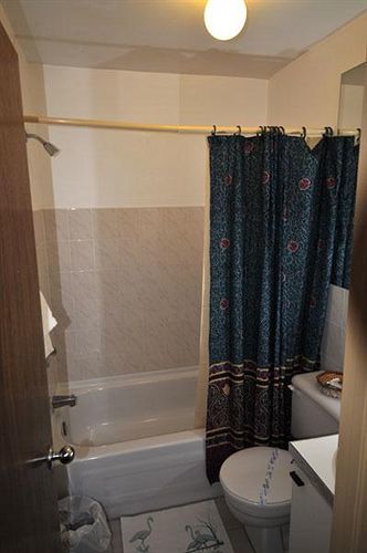 Hotel Viger Монреал Екстериор снимка